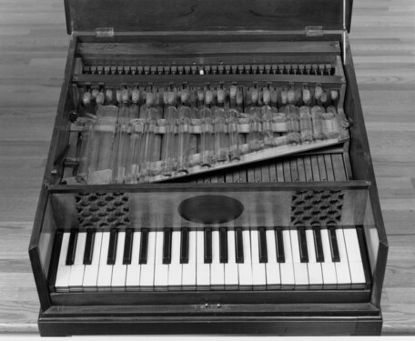 Glasschord, By Chappell & Sons, early 19th century, Idiophone,