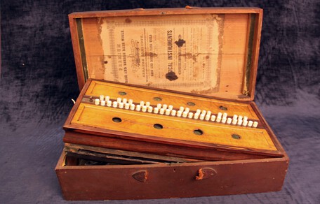 Lap organ, By Abraham Prescott, between 1833 and 1845, Aerophone,