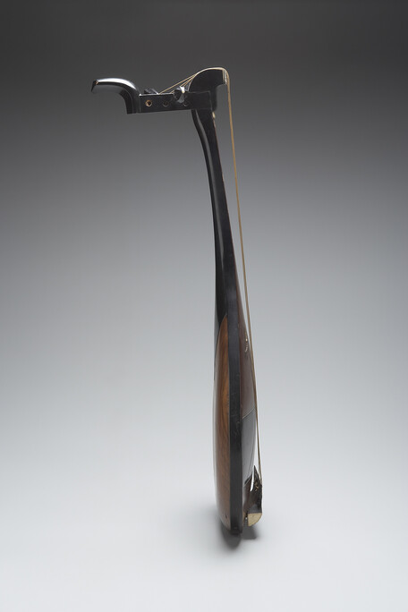 Biwa, By Unknown, Undated, Chordophone, Photo credit: Alex Contreras