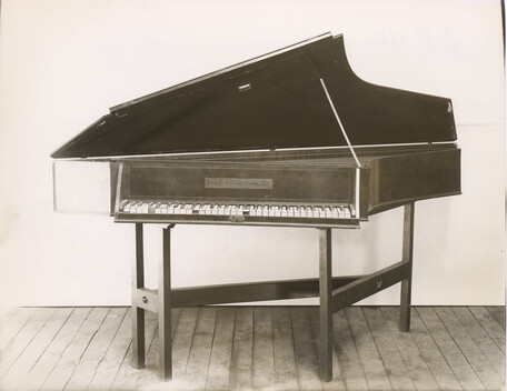 Spinet
, By John Hitchcock, ca. 1770, Chordophone,