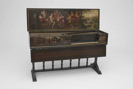 Double virginal, By Hans Ruckers, 1591, Chordophone, Photo credit: Alex Contreras